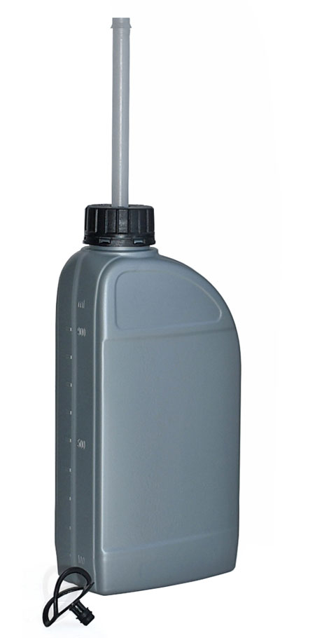 Picture: Oel bottle (empty) with filling pipe inside the sealing cap.