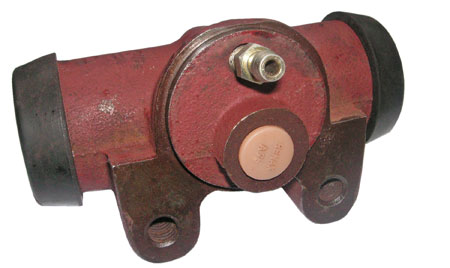 picture of article Rear wheel brake cylinder S4000 and W50