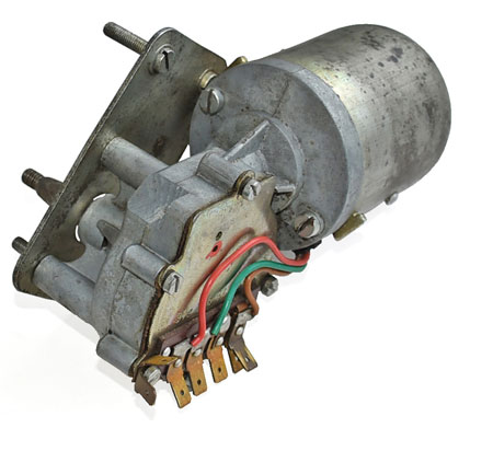 picture of article Wiper motor 12 V, secound hand  ( from  88 )