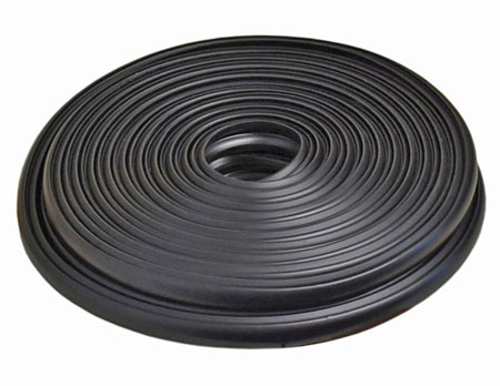 Picture: PVC stripe, black for aluminium cover mouldings