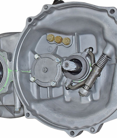 Picture: Mounted disengager for example at one of our customers restoring gear boxes.
<br>The picture only dispaly the mounting position. All other parts except the Slip ring disengager itself are not part of this offer!