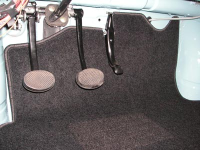 front part of carpet Negro inside Trabant
