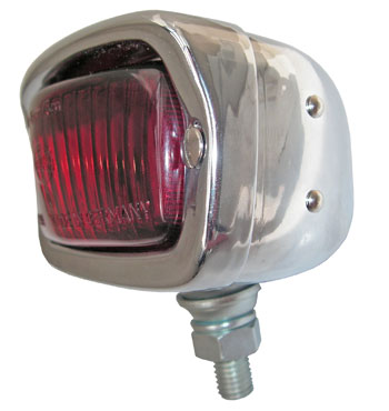 side view: rear fog lamp with chromium-plated surface
