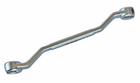 Picture: brake line spanner 10/11, view of the top side to display the angle