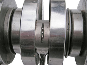detail view: polished crankwebs and slotted conrod eye